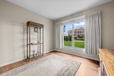 Tiny photo for 1200 Tennyson Lane #8, Naperville, IL 60540 (MLS # 12616623)