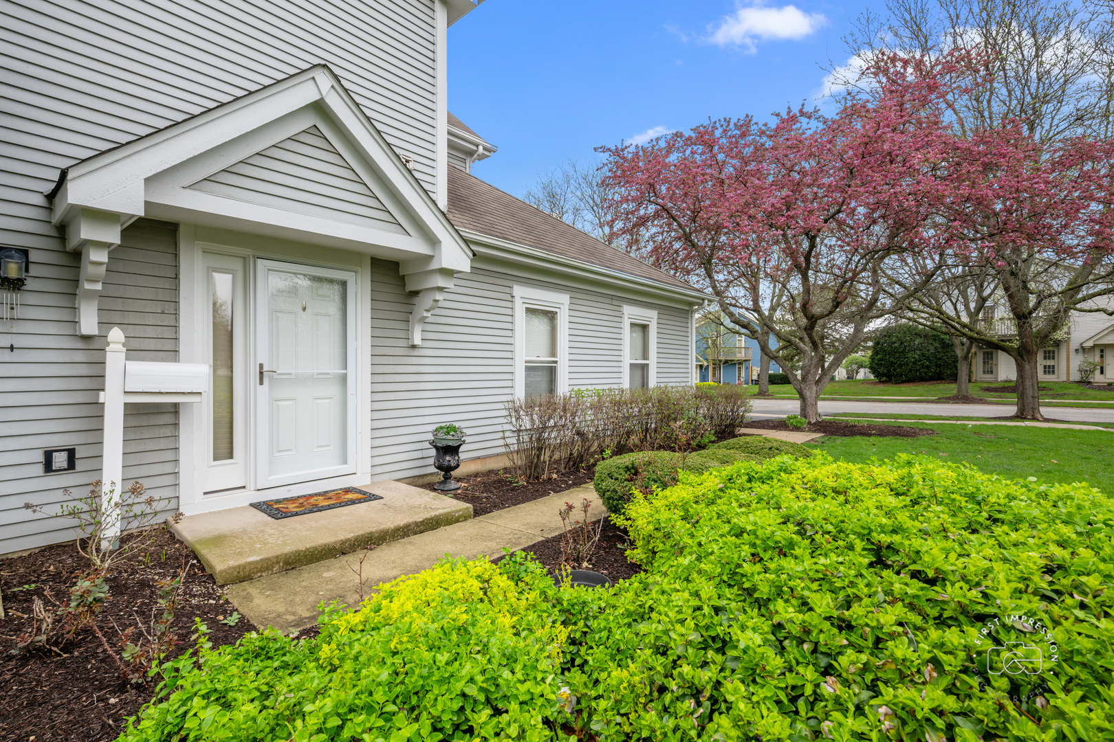 1200 Tennyson Lane 8