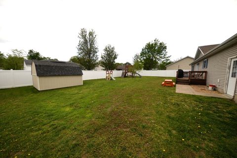 Tiny photo for 401 E Beacon Court, Mt Vernon, IL 62864 (MLS # 12617742)