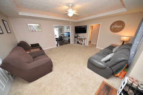 Tiny photo for 401 E Beacon Court, Mt Vernon, IL 62864 (MLS # 12617742)