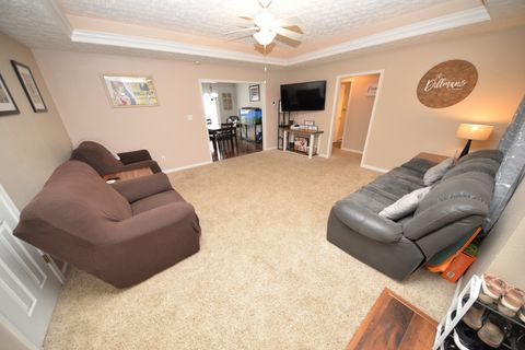 Tiny photo for 401 E Beacon Court, Mt Vernon, IL 62864 (MLS # 12617742)