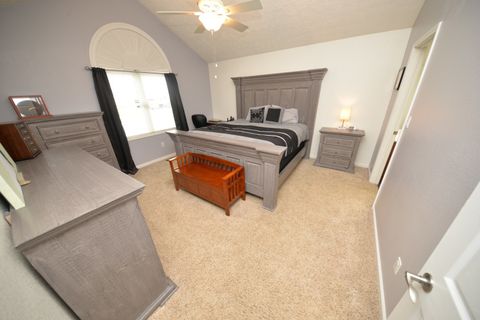 Tiny photo for 401 E Beacon Court, Mt Vernon, IL 62864 (MLS # 12617742)