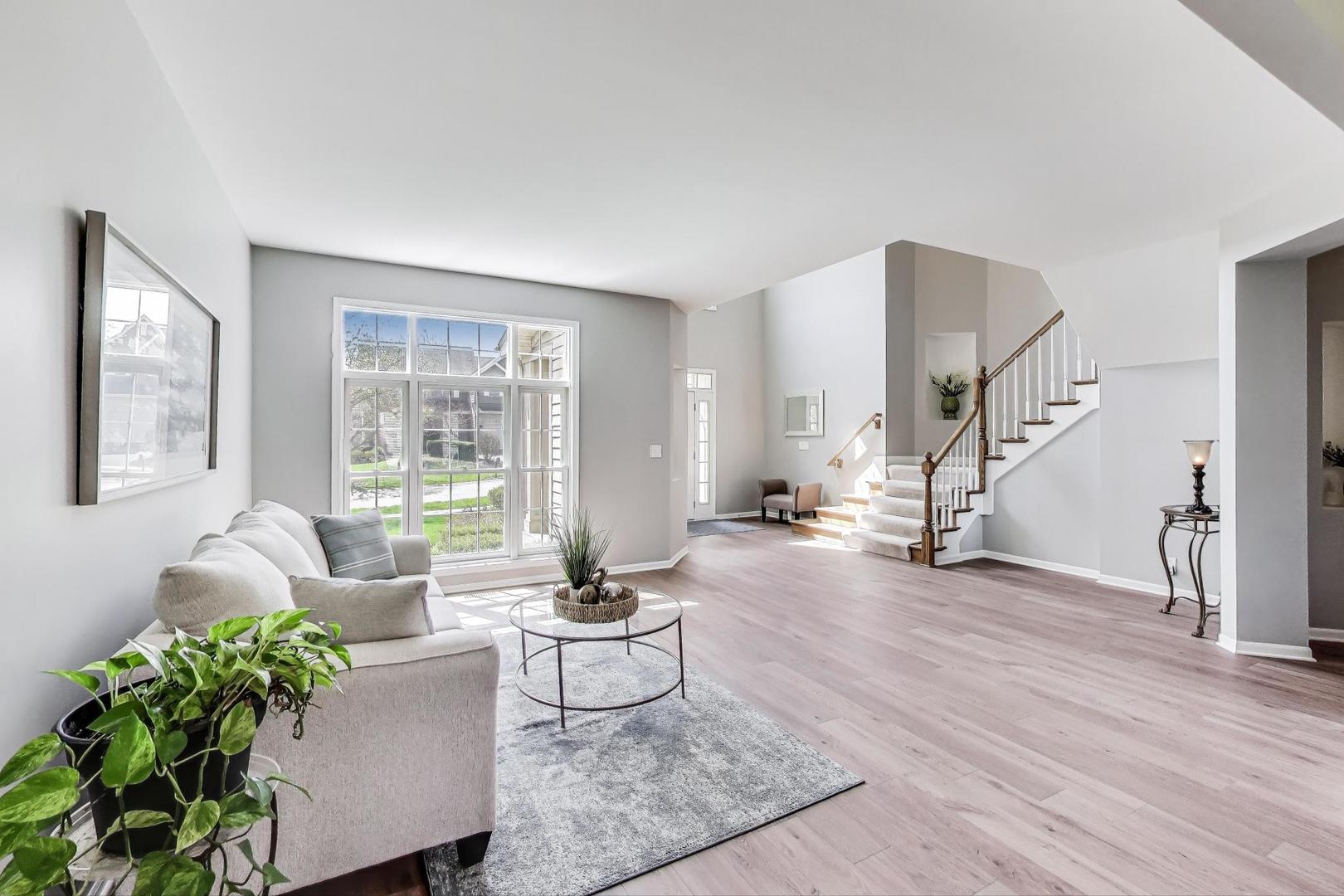 39W188 Pauley Square