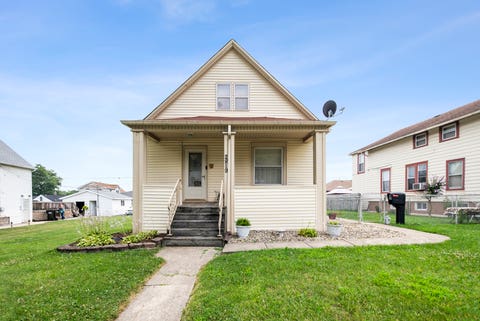 Tiny photo for 2819 Commercial Avenue, South Chicago Heights, IL 60411 (MLS # 12712315)