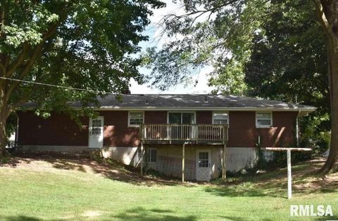 Tiny photo for 2124 S 40TH Street, Quincy, IL 62305 (MLS # QC4266697)