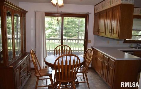 Tiny photo for 2124 S 40TH Street, Quincy, IL 62305 (MLS # QC4266697)