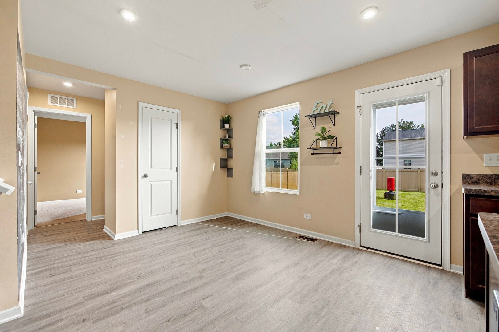 300 Carriage Lane