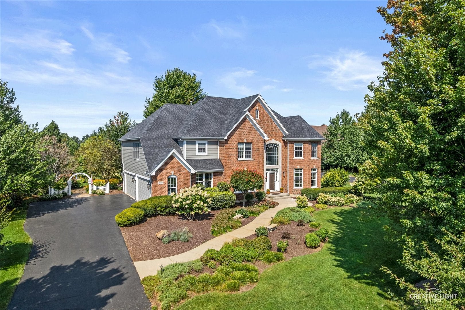 11N600 Hunter Trail