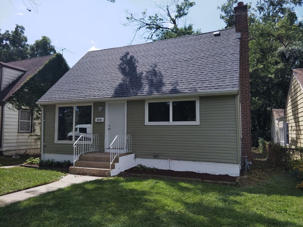 Photo for 16726 Head Avenue, Hazel Crest, IL 60429 (MLS # 12506957)