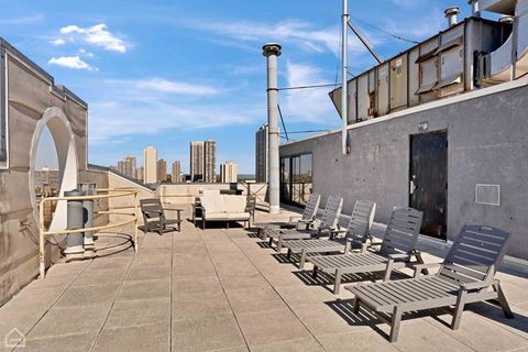 Tiny photo for 1309 N Wells Street #1202, Chicago, IL 60610 (MLS # 12576277)