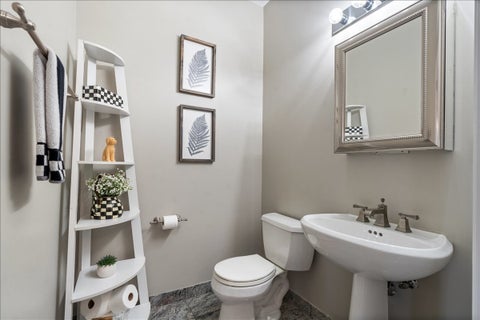Tiny photo for 1122 N DEARBORN Street #7E, Chicago, IL 60610 (MLS # 12741003)