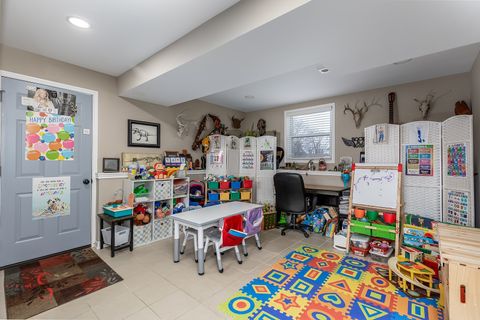 Tiny photo for 4 Maplewood Lane, Ottawa, IL 61350 (MLS # 12547820)