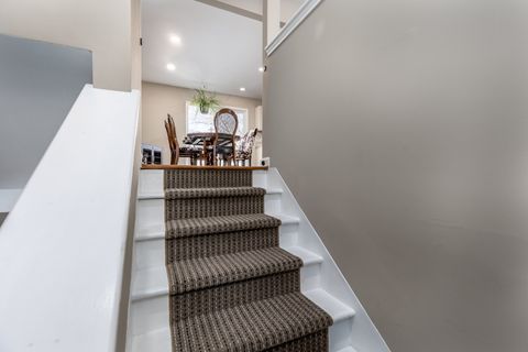 Tiny photo for 4 Maplewood Lane, Ottawa, IL 61350 (MLS # 12547820)