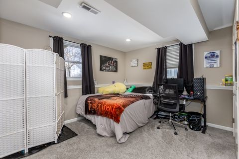 Tiny photo for 4 Maplewood Lane, Ottawa, IL 61350 (MLS # 12547820)