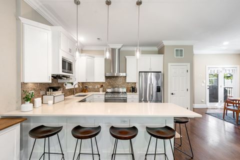Tiny photo for 1532 W Wrightwood Avenue #2, Chicago, IL 60614 (MLS # 12460346)