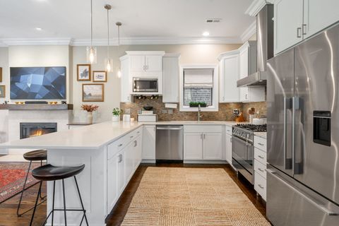 Tiny photo for 1532 W Wrightwood Avenue #2, Chicago, IL 60614 (MLS # 12460346)