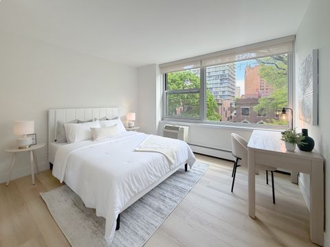 Tiny photo for 336 W Wellington Avenue #405, Chicago, IL 60657 (MLS # 12642410)