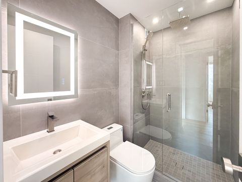 Tiny photo for 336 W Wellington Avenue #405, Chicago, IL 60657 (MLS # 12642410)