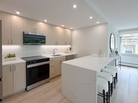Tiny photo for 336 W Wellington Avenue #405, Chicago, IL 60657 (MLS # 12642410)