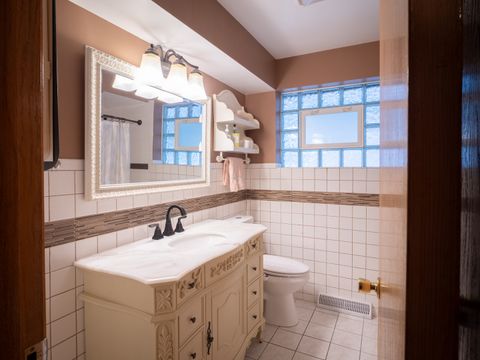 Tiny photo for 4841 N Rutherford Avenue, Chicago, IL 60656 (MLS # 12475856)