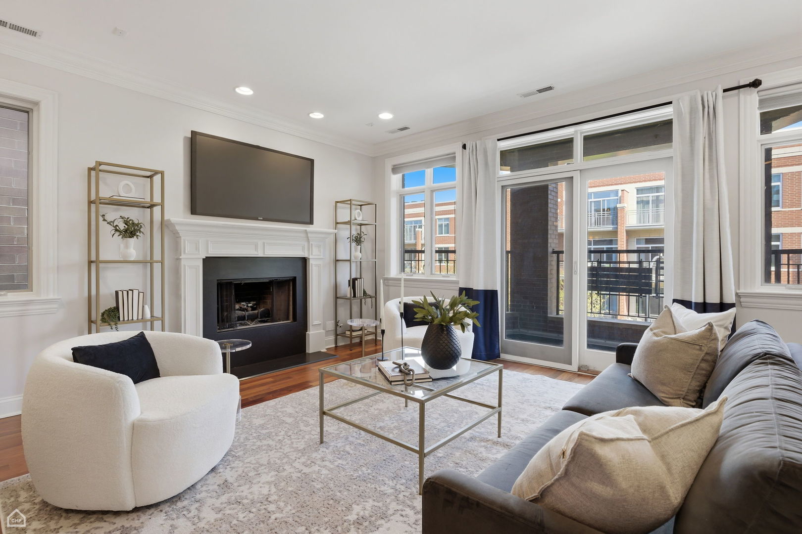 1047 W Monroe Street 3NTIF