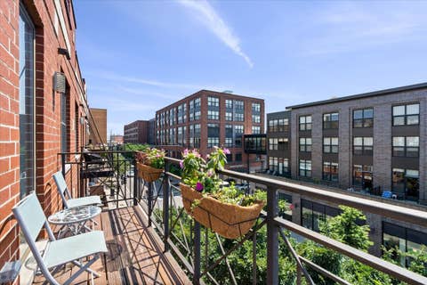 Tiny photo for 2513 N Milwaukee Avenue #3N, Chicago, IL 60647 (MLS # 12712282)