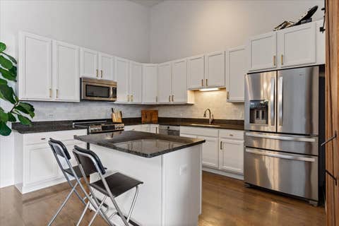 Tiny photo for 2513 N Milwaukee Avenue #3N, Chicago, IL 60647 (MLS # 12712282)