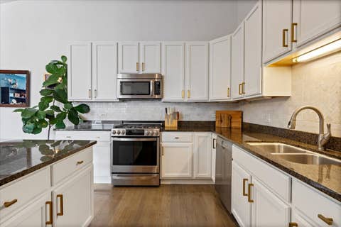 Tiny photo for 2513 N Milwaukee Avenue #3N, Chicago, IL 60647 (MLS # 12712282)