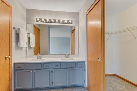 Tiny photo for 656 Kingsbrooke Crossing, Bolingbrook, IL 60440 (MLS # 12754470)