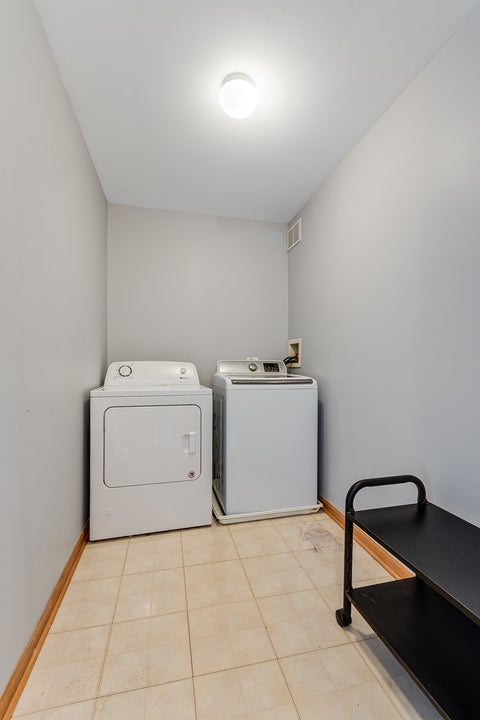 Tiny photo for 656 Kingsbrooke Crossing, Bolingbrook, IL 60440 (MLS # 12754470)