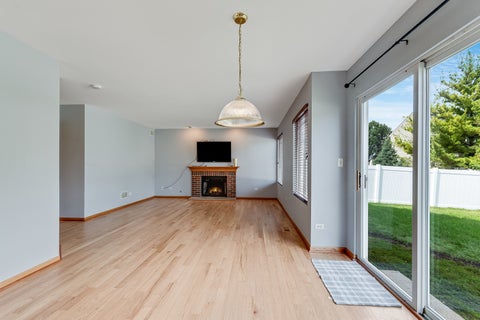 Tiny photo for 656 Kingsbrooke Crossing, Bolingbrook, IL 60440 (MLS # 12754470)