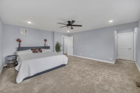 Tiny photo for 5 Nelson Lane, Hawthorn Woods, IL 60047 (MLS # 12675294)