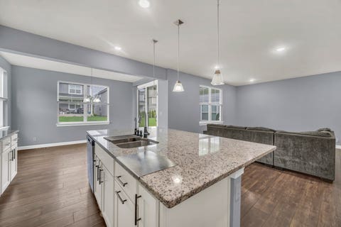 Tiny photo for 5 Nelson Lane, Hawthorn Woods, IL 60047 (MLS # 12675294)