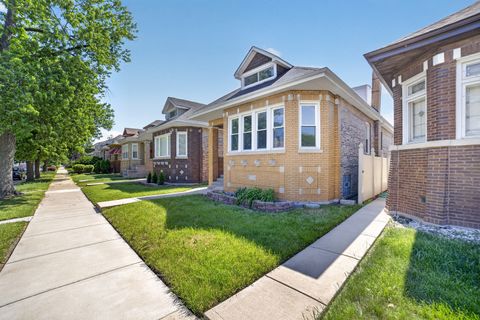 Tiny photo for 9112 S Aberdeen Street, Chicago, IL 60620 (MLS # 12687466)