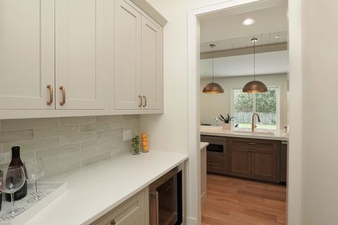 Tiny photo for 1947 Summerton Place, Northbrook, IL 60062 (MLS # 12403705)