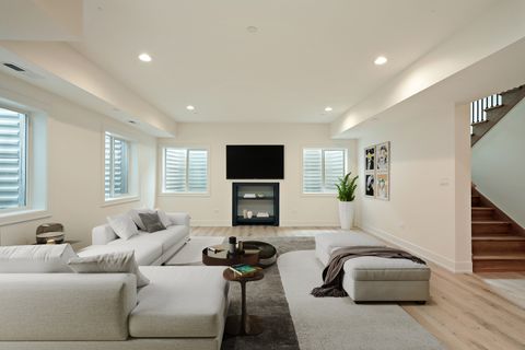 Tiny photo for 1947 Summerton Place, Northbrook, IL 60062 (MLS # 12403705)