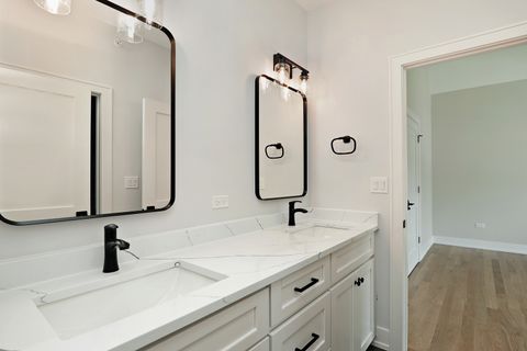 Tiny photo for 1947 Summerton Place, Northbrook, IL 60062 (MLS # 12403705)