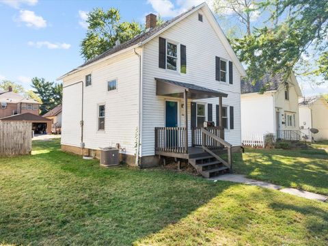 Tiny photo for 1186 24th Street, Moline, IL 61265 (MLS # 12560878)