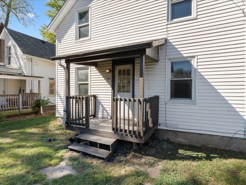 Tiny photo for 1186 24th Street, Moline, IL 61265 (MLS # 12560878)
