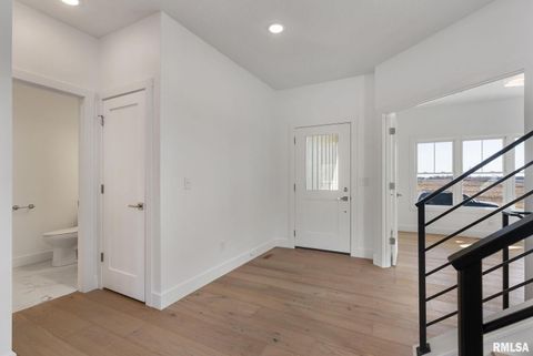 Tiny photo for 6574 Pelican Street, Bettendorf, IA 52722 (MLS # 12603722)