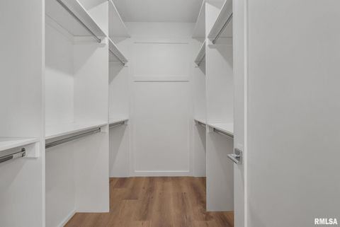 Tiny photo for 6574 Pelican Street, Bettendorf, IA 52722 (MLS # 12603722)