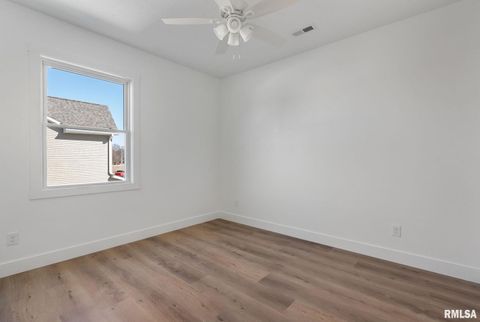 Tiny photo for 6574 Pelican Street, Bettendorf, IA 52722 (MLS # 12603722)