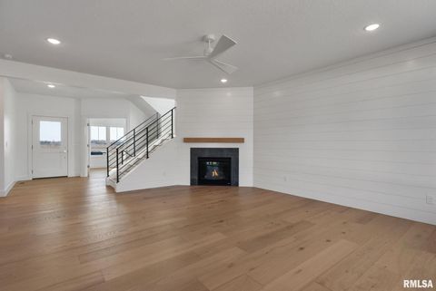 Tiny photo for 6574 Pelican Street, Bettendorf, IA 52722 (MLS # 12603722)