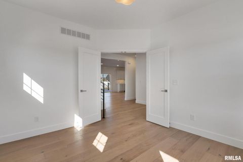 Tiny photo for 6574 Pelican Street, Bettendorf, IA 52722 (MLS # 12603722)