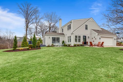 Tiny photo for 584 Fletcher Circle, Lake Forest, IL 60045 (MLS # 12610423)