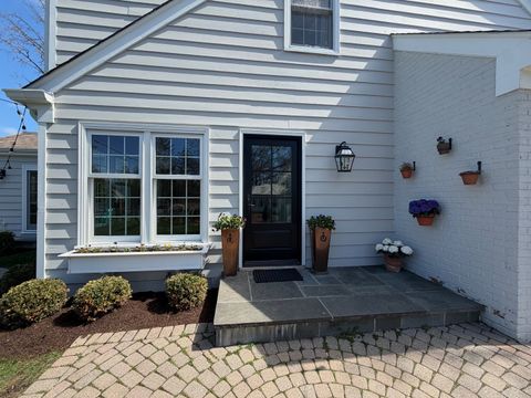 Tiny photo for 584 Fletcher Circle, Lake Forest, IL 60045 (MLS # 12610423)