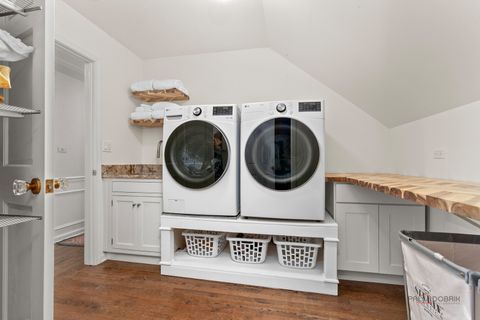 Tiny photo for 584 Fletcher Circle, Lake Forest, IL 60045 (MLS # 12610423)