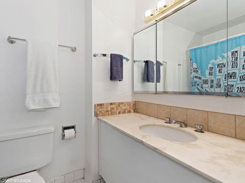 Tiny photo for 5415 N SHERIDAN Road #5305, Chicago, IL 60660 (MLS # 12540988)