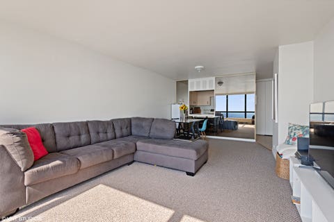 Tiny photo for 5415 N SHERIDAN Road #5305, Chicago, IL 60660 (MLS # 12540988)