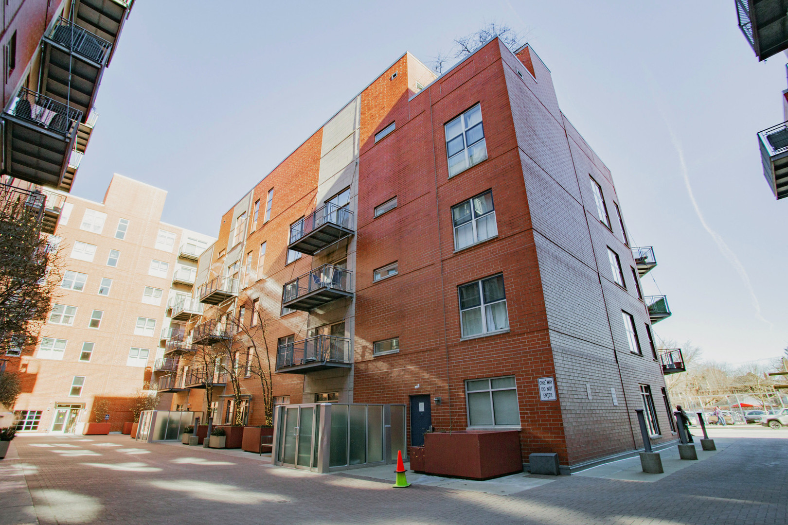 1224 Chicago Avenue 405